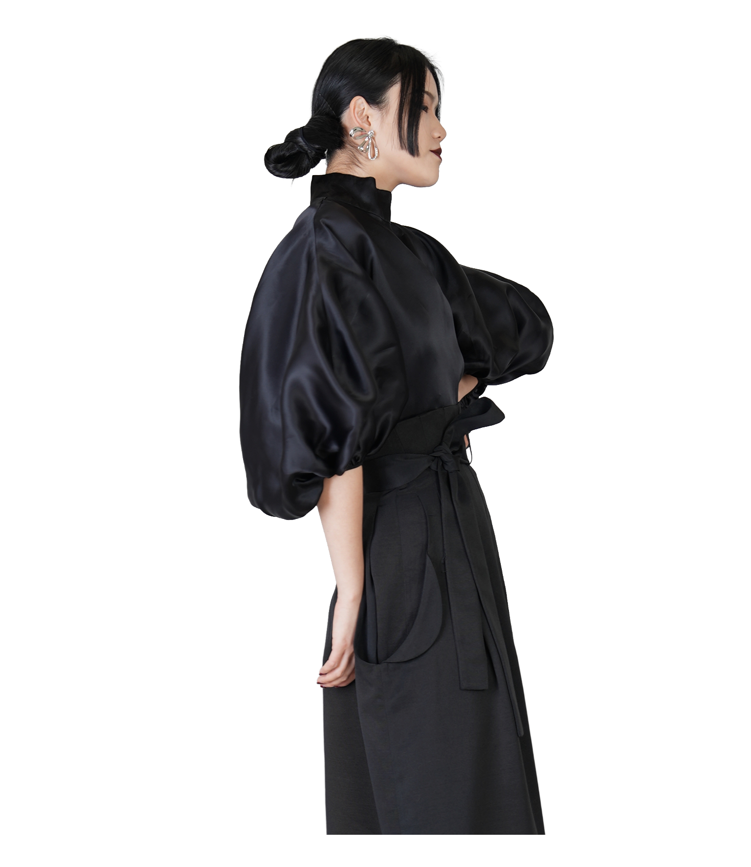 Revenant Lantern-Sleeve High-Neck Top / 4030206