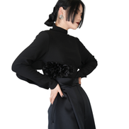 Rose Hem Mock-Neck Cropped Top / 4030702