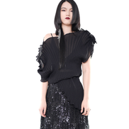 Wraith Pleated One-Shoulder Top / 5040901