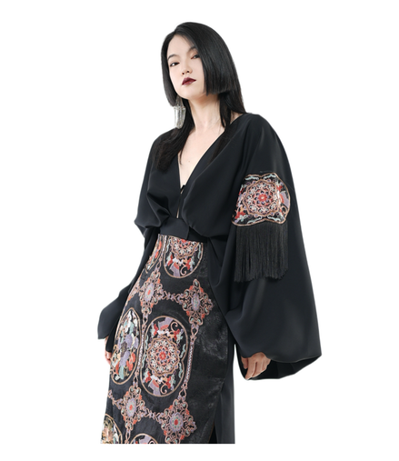 Dragon Court Embroidered Fringe Wrap Top / 5091305