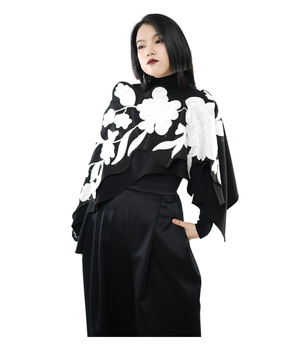 Bloom Cascade Floral Appliqué Cape Top / 5092006