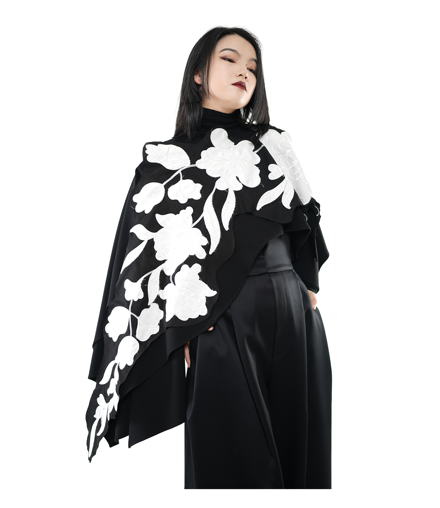 Bloom Cascade Floral Appliqué Cape Top / 5092006