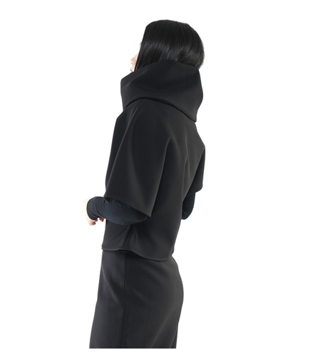 Void Cape-Collar Structured Top / 5120606