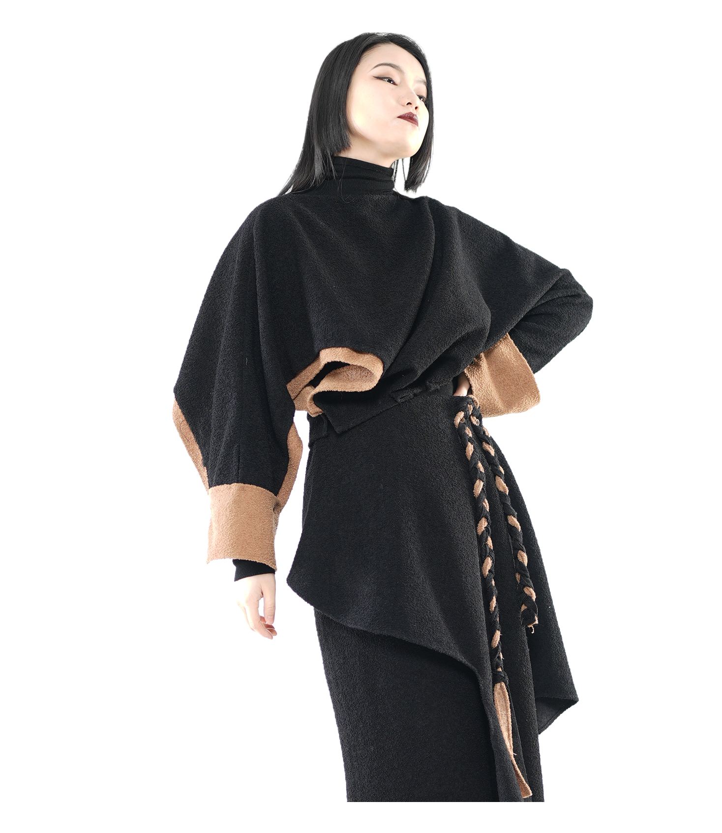 Asymmetric Batwing Turtleneck with Suede Contrast Trim / 6011003