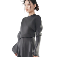 Void Sculpt Mock-Neck Top / 6031404