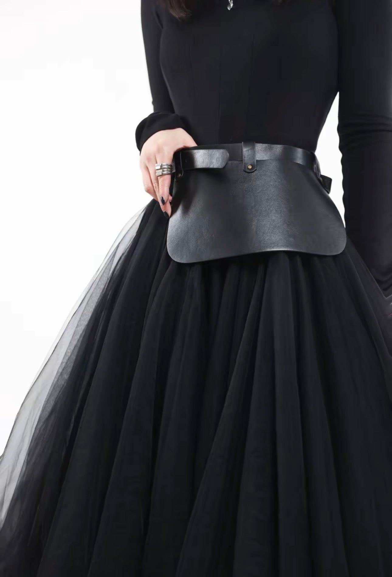 Arc Leather Belt Bag / 5010810